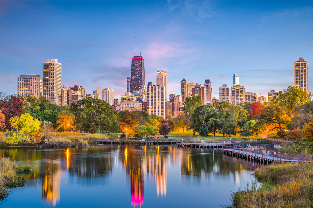 Skyline view of Chicago skyscrapers at dusk.